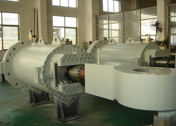 向家壩電站水輪機(jī)接力器，單機(jī)容量80萬(wàn)千瓦